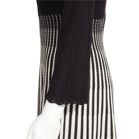 Calvin Klein Dress Size M 8-10 Black White Knit Stripe A line EUC - Picture 4 of 12